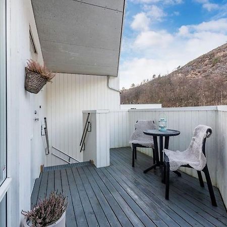 Stor Og Moderne Leilighet I Indre Arna Bergen Gratis Parkering!! Екстер'єр фото
