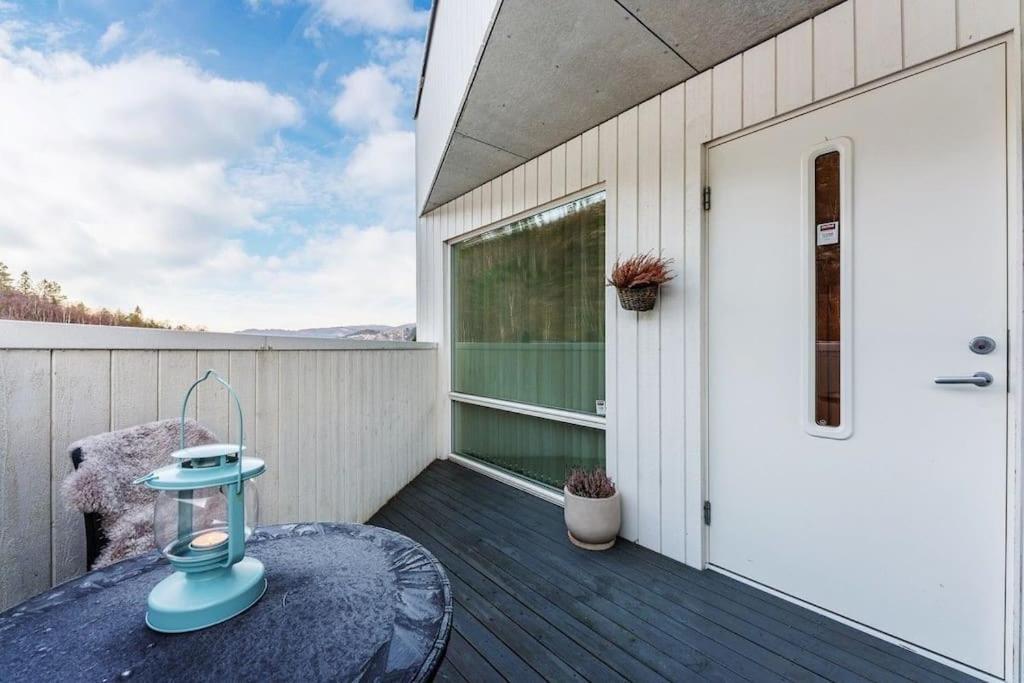 Stor Og Moderne Leilighet I Indre Arna Bergen Gratis Parkering!! Екстер'єр фото