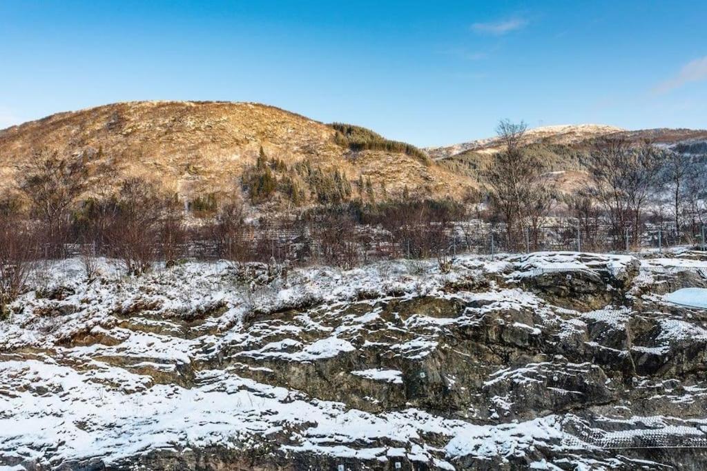 Stor Og Moderne Leilighet I Indre Arna Bergen Gratis Parkering!! Екстер'єр фото