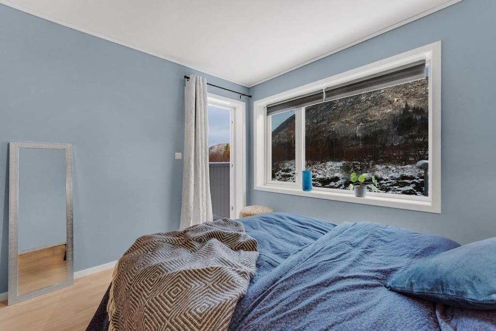 Stor Og Moderne Leilighet I Indre Arna Bergen Gratis Parkering!! Екстер'єр фото