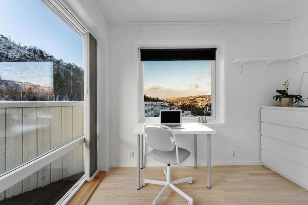 Stor Og Moderne Leilighet I Indre Arna Bergen Gratis Parkering!! Екстер'єр фото